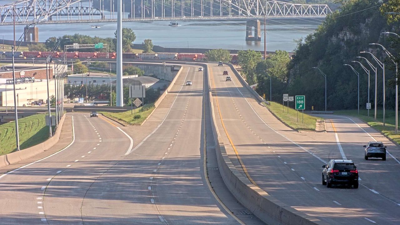 US 61 @ MM 189.2 (Grandview Truss - South) live camera view