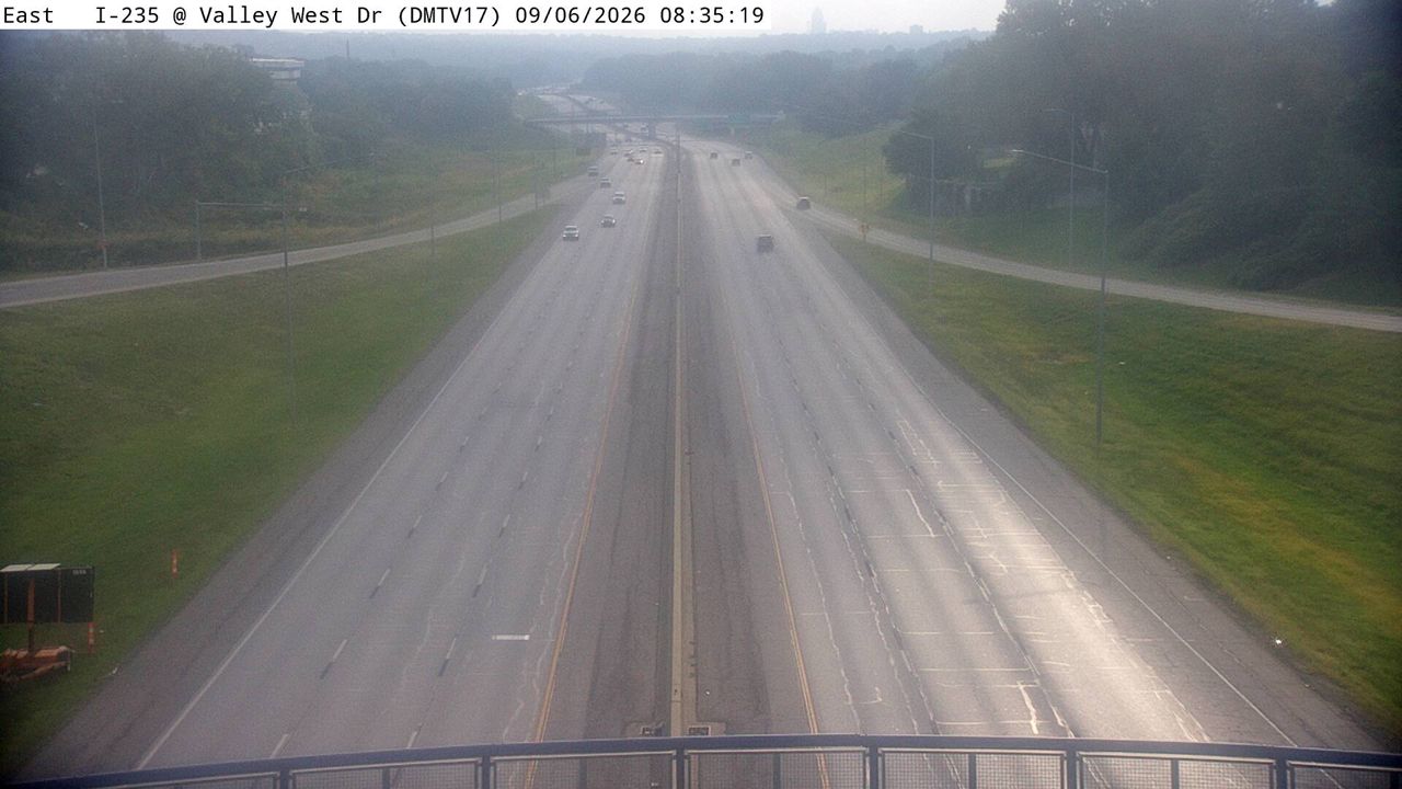 I-235 @ MM 1.8 (Valley West Dr) live camera view