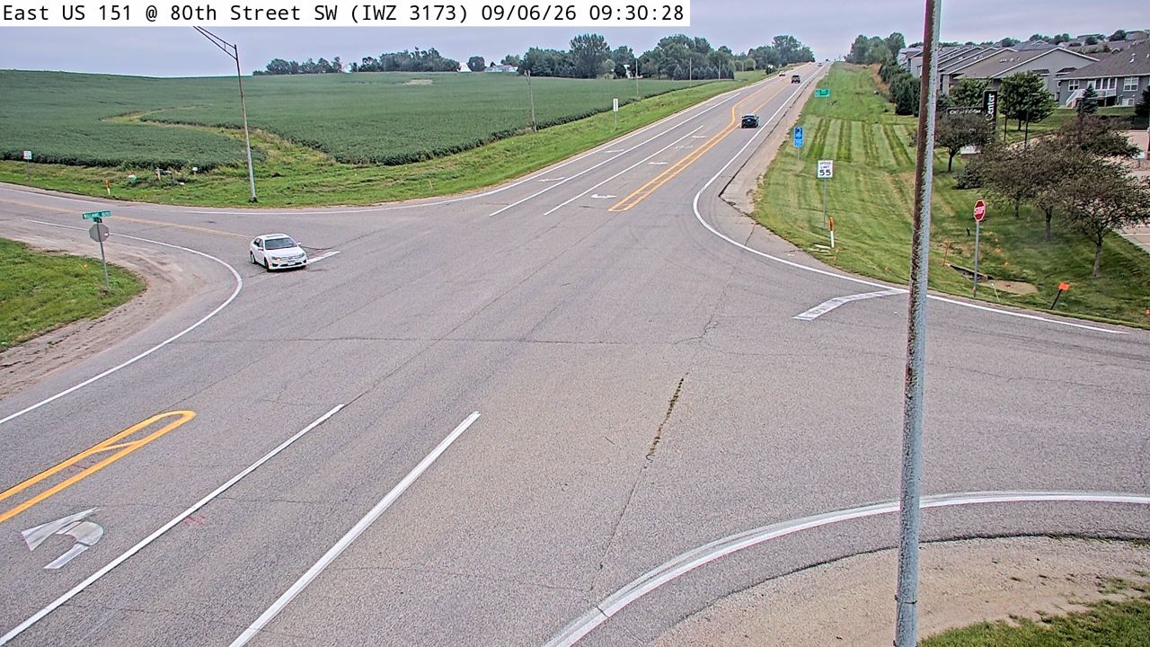 US 151 @ 80th St SW (IWZ 3173) live camera view