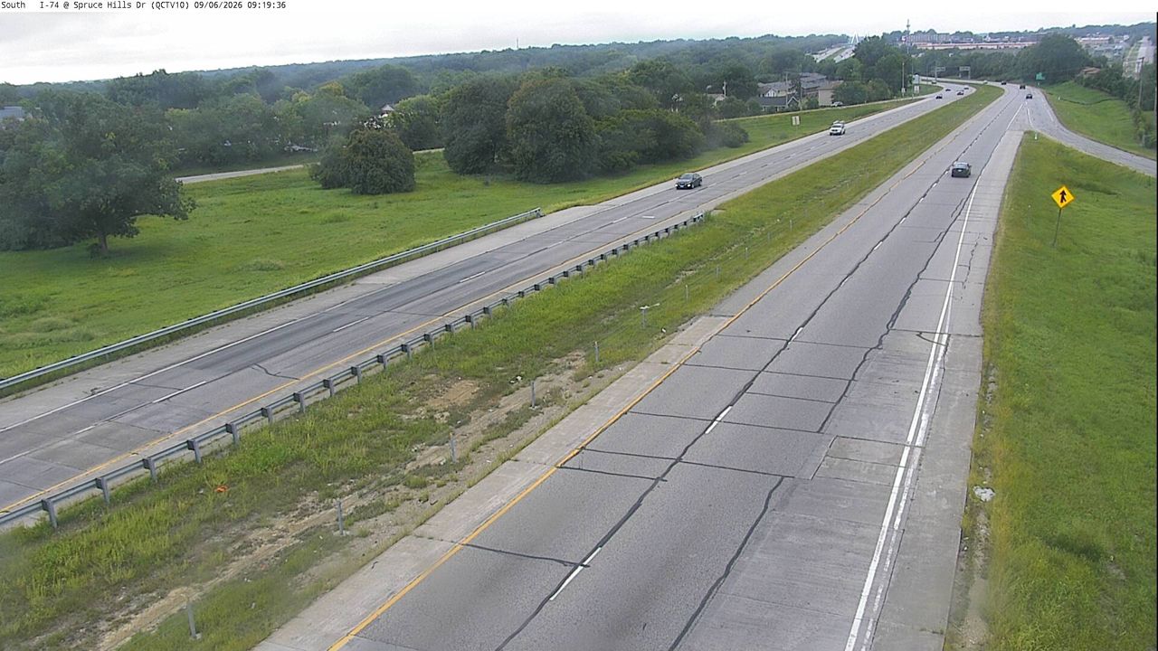 I-74 @ MM 2.9 (Spruce Hills) live camera view