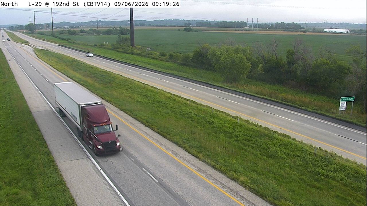 I-29 @ MM 44.6 (192nd St) live camera view