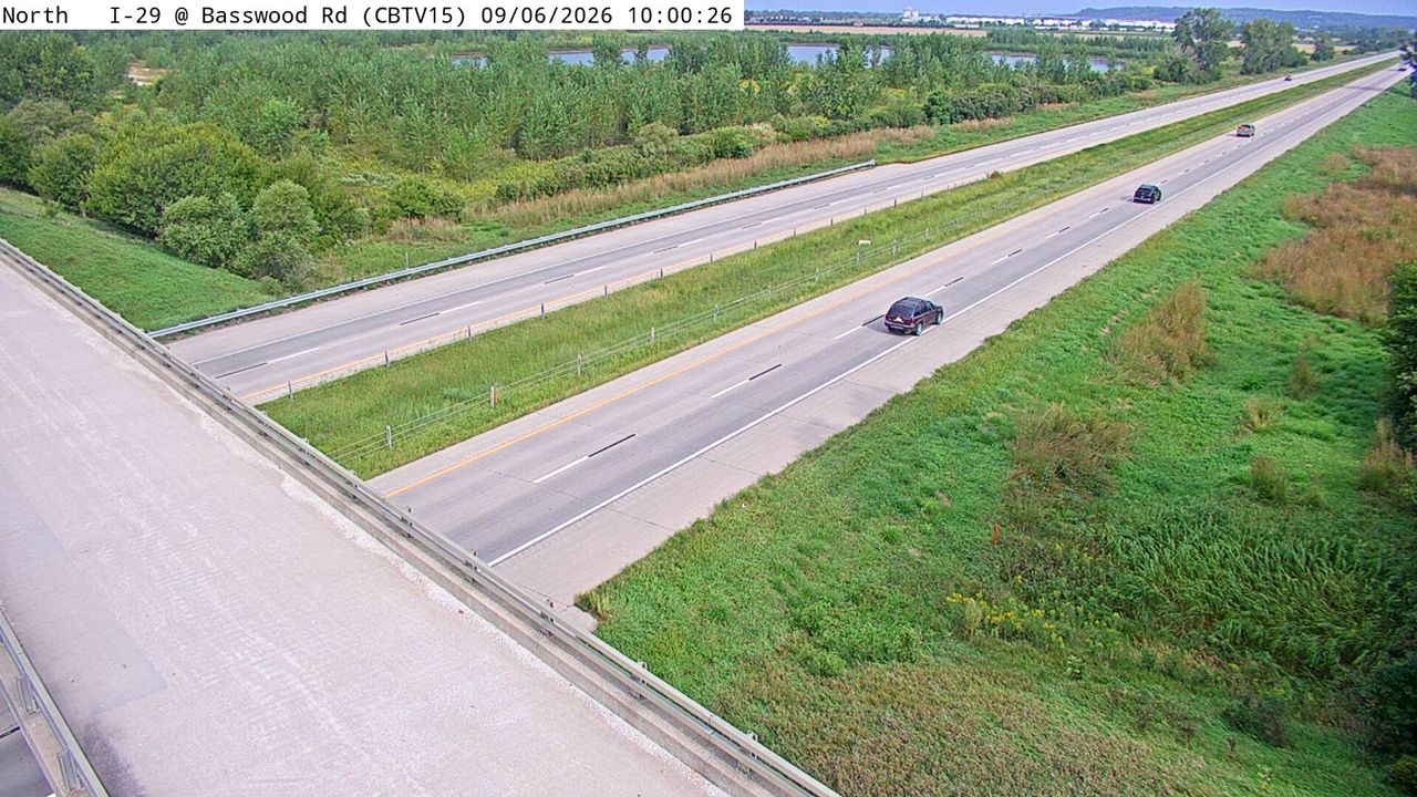 I-29 @ MM 45.6 (Basswood Rd) live camera view