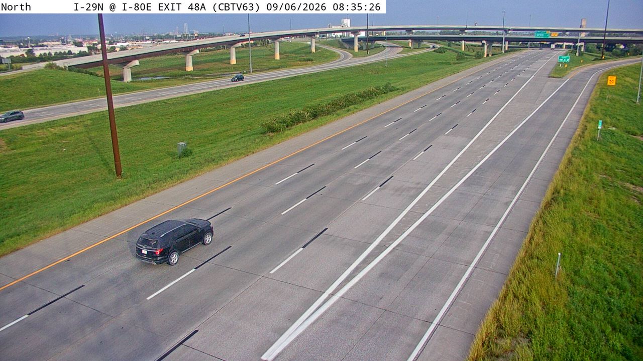 I-29 @ MM 48.4 (Exit 48A) live camera view