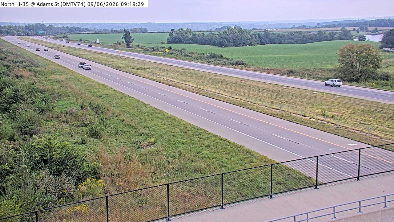 I-35 @ MM 66.6 (Adams St) live camera view