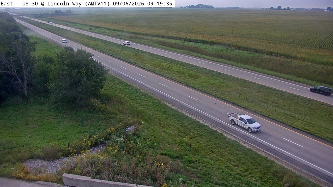 US 30 @ MM 142.3 (W Lincoln Way) live camera view