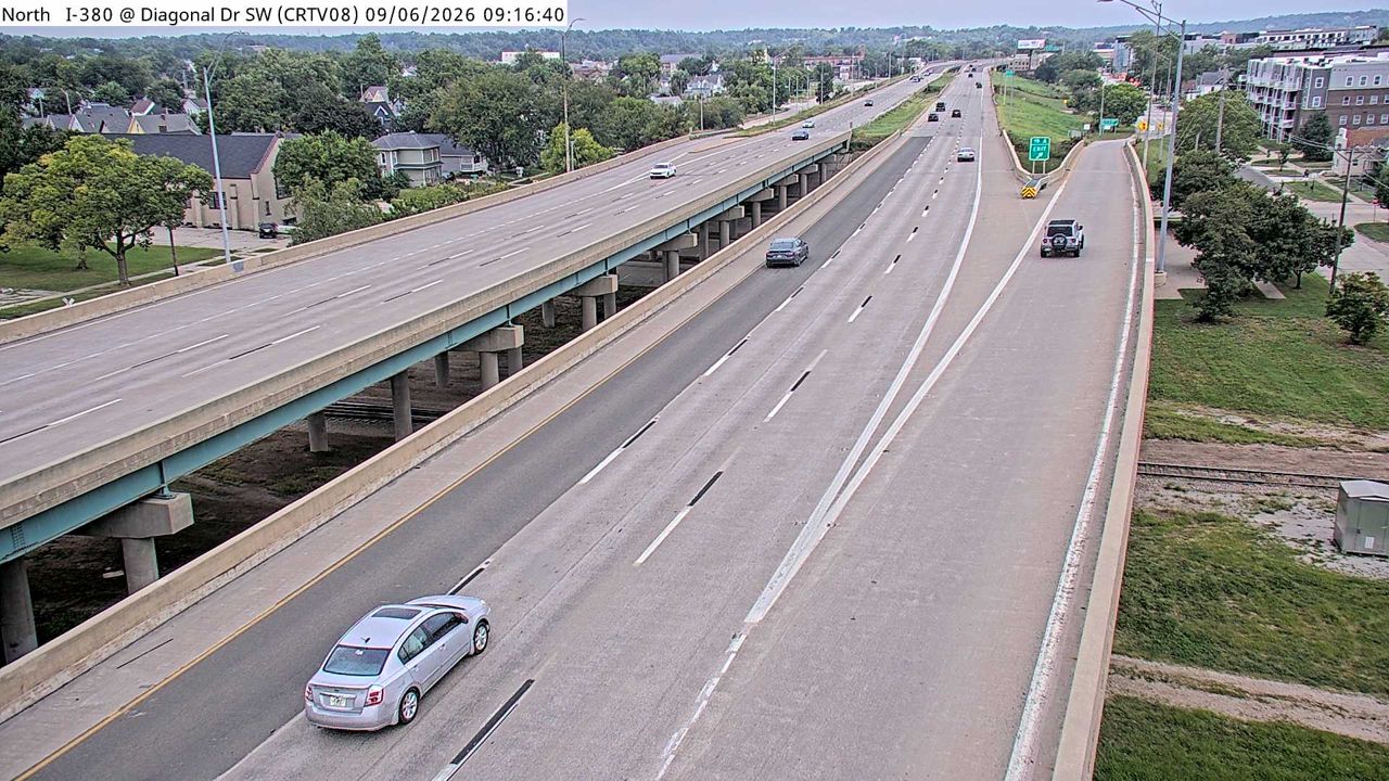 I-380 @ MM 19.1 (Diagonal Dr SW) live camera view