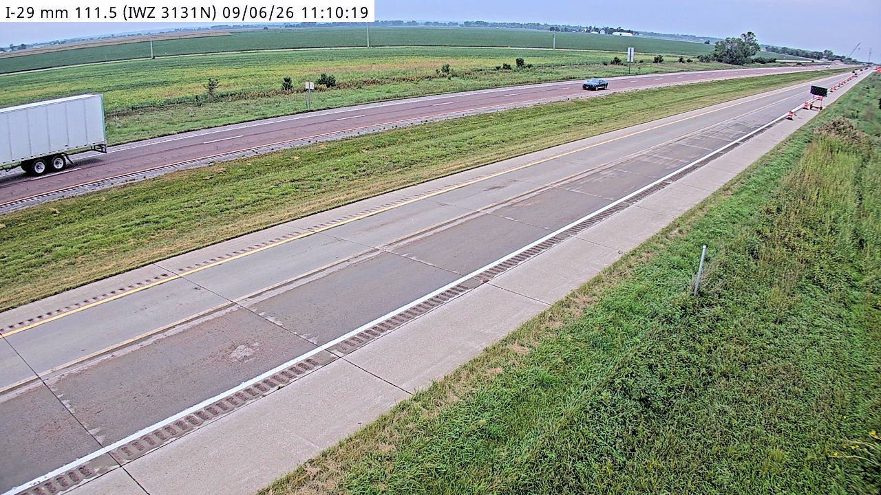 I-29 @ MM 111.5 (IWZ 3131N) live camera view