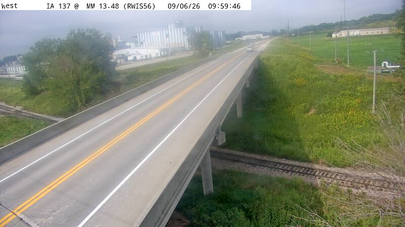 IA 137 MM 13 @ Eddyville live camera view