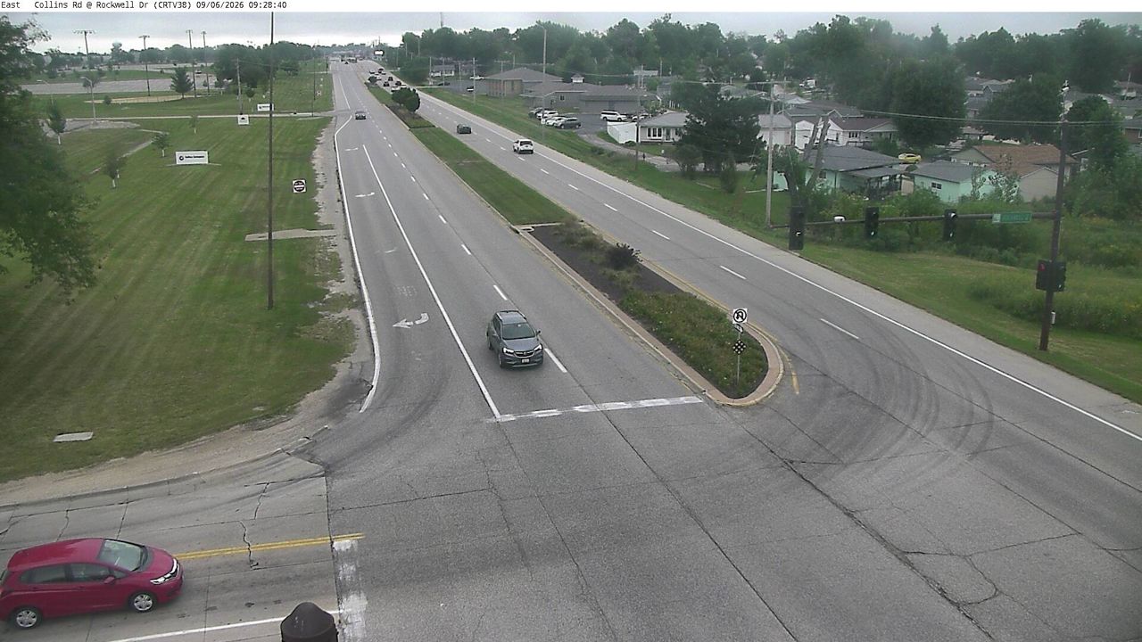 IA 100 @ MM 10.1 (Rockwell Dr) live camera view