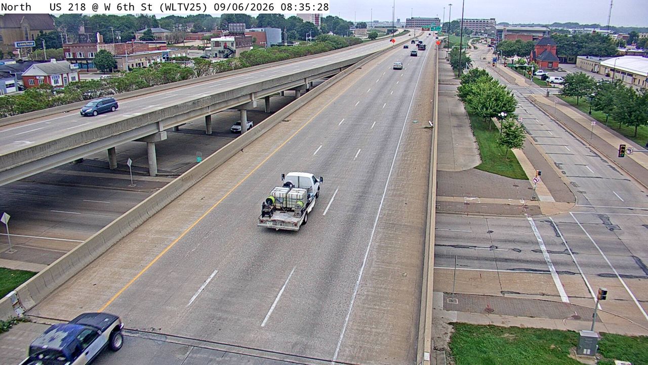 US 218 @ MM 180.3 (W 6th St) live camera view