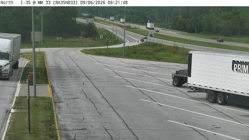 Rest Area: I-35 NB MM 33 near Osceola live camera view