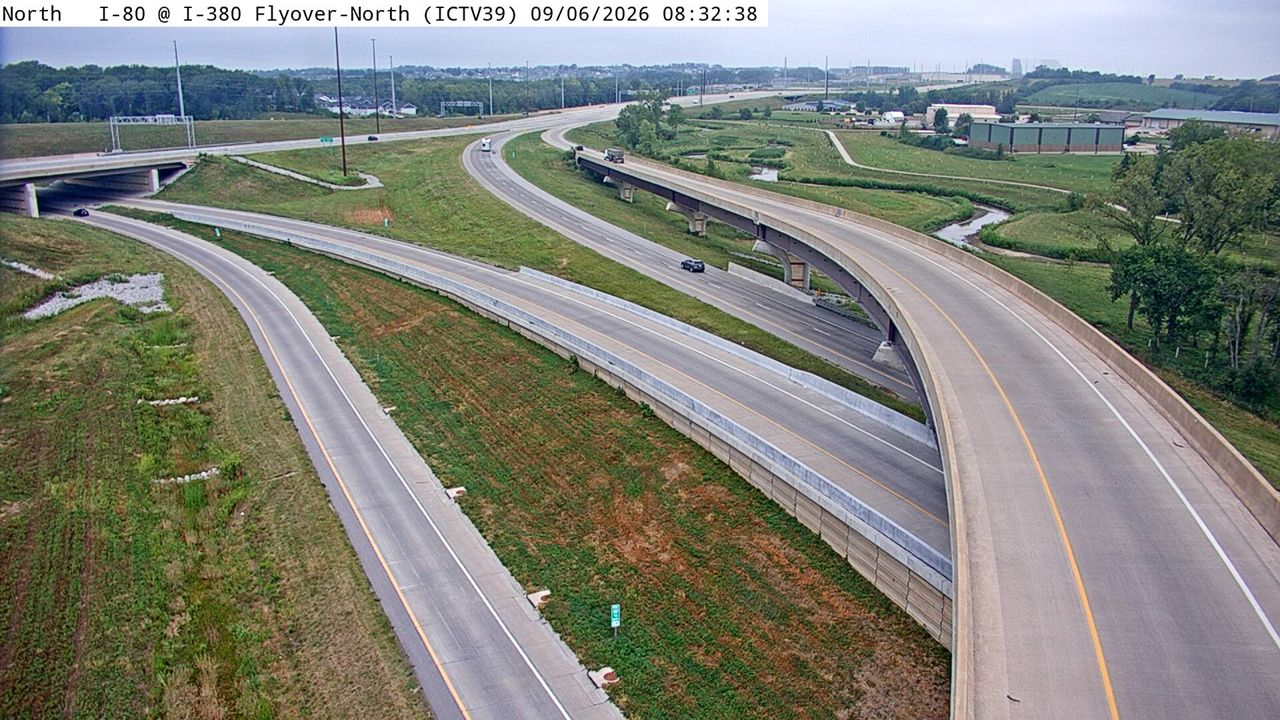 I-80 @ MM 238.9 (I-380 NB Flyover) live camera view