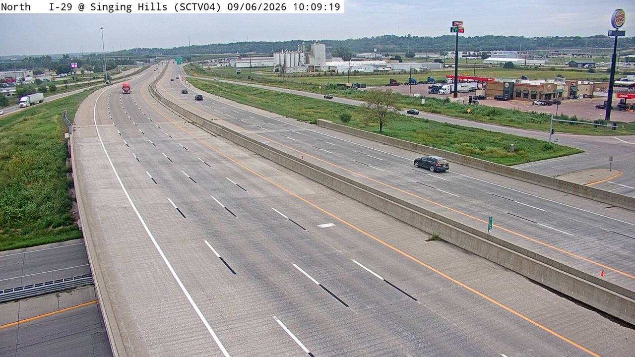 I-29 @ MM 143.7 (Singing Hills Blvd) live camera view