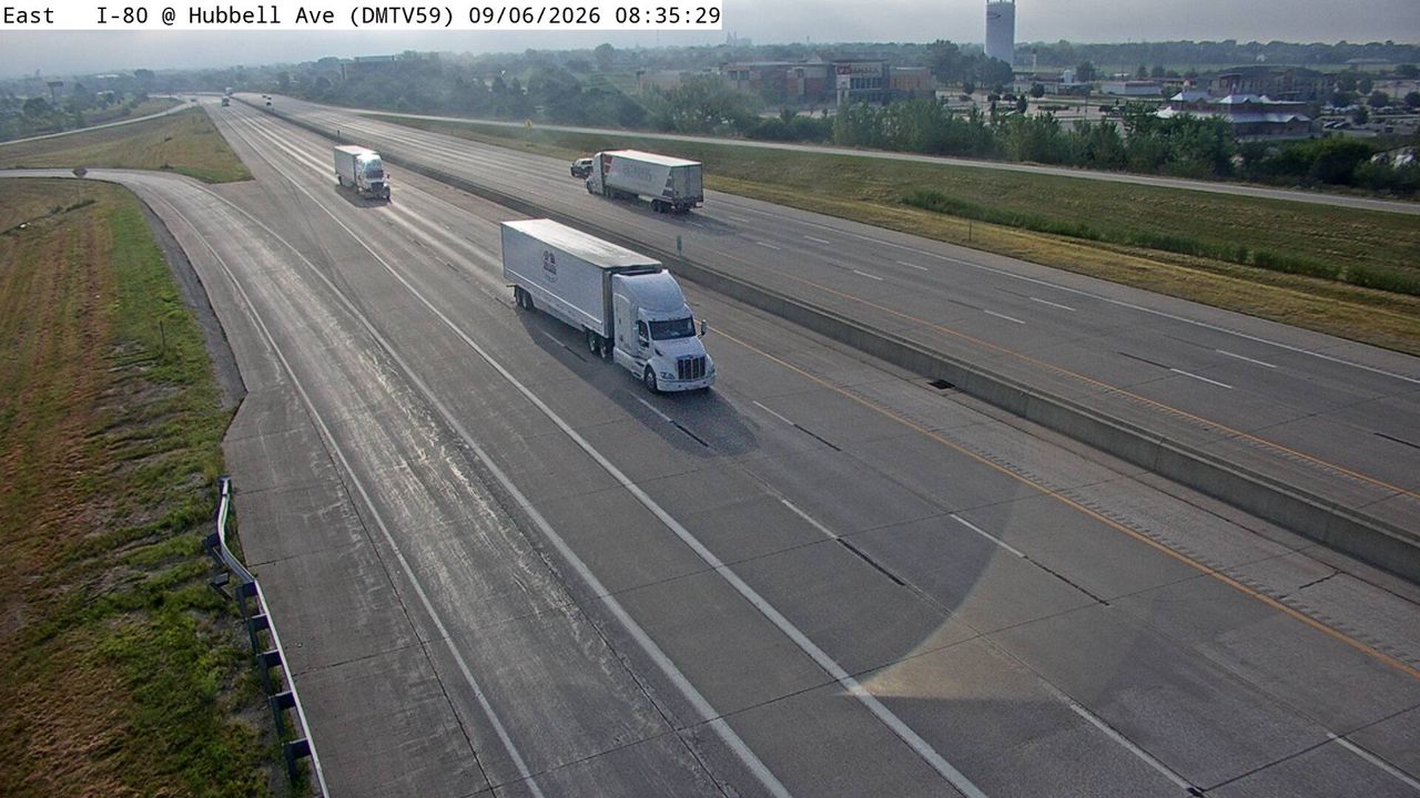 I-80 @ MM 141.8 (Hubbell Ave - N of I-80) live camera view