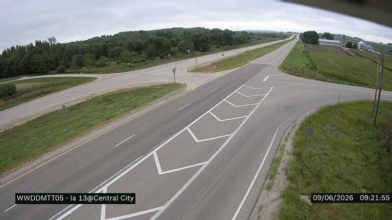 US 20 @ IA 140 (TT05) live camera view