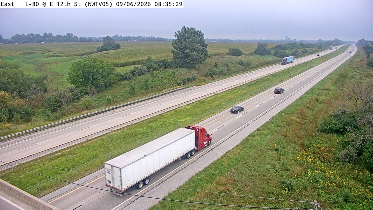 I-80 @ MM 166 (E 12th St) live camera view
