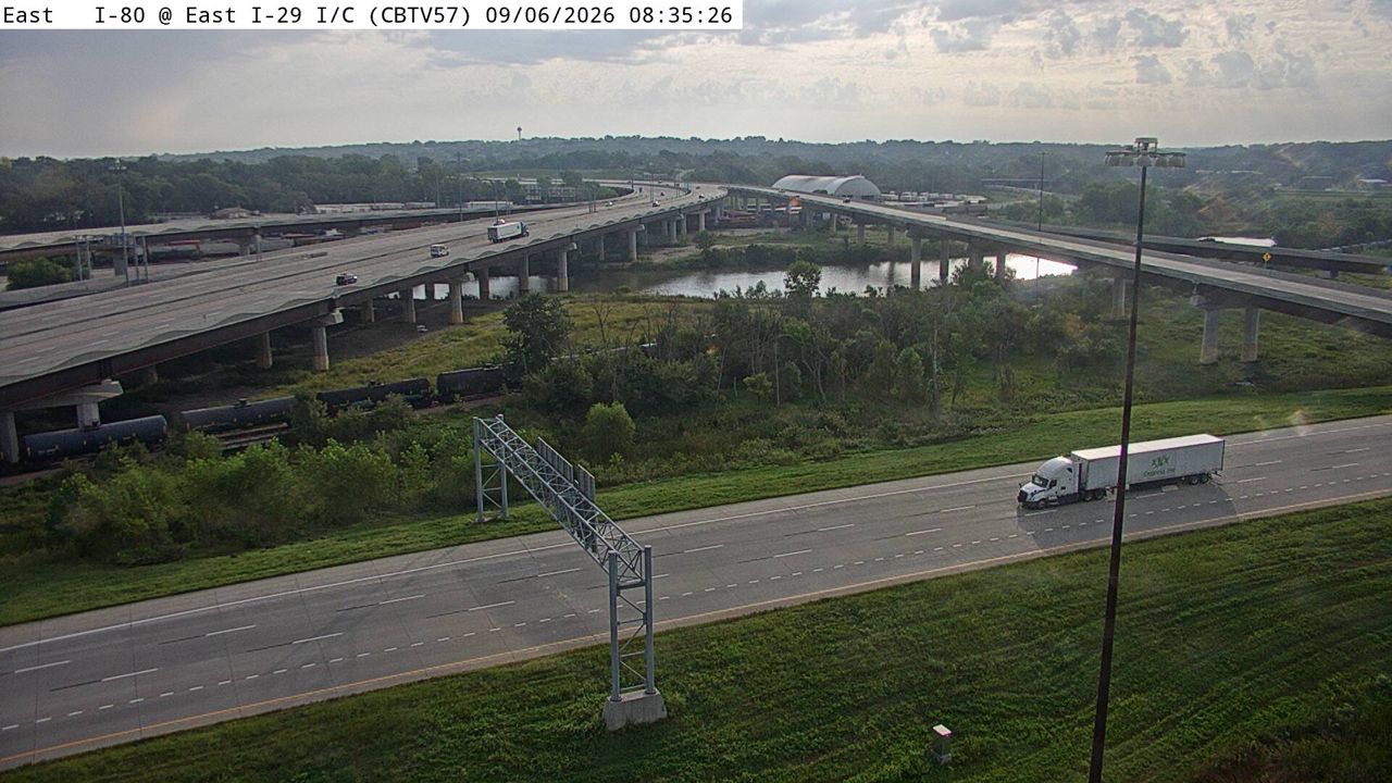 I-29 @ MM 48.8 (E I-29 Interchange) live camera view
