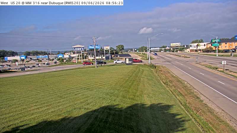 US 20 MM 316 @ Dubuque live camera view