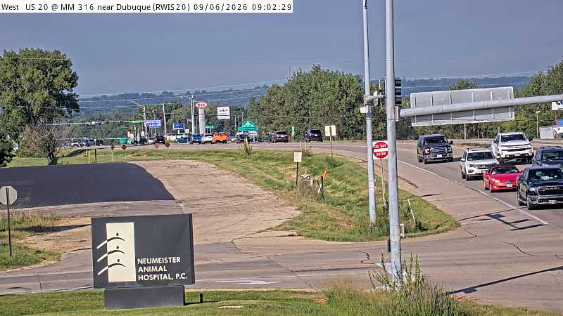 US 20 MM 316 @ Dubuque live camera view