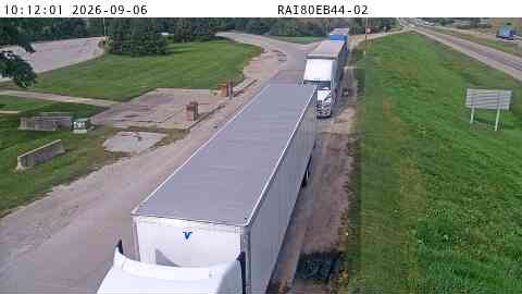 Parking Only: I-80 EB MM 44 near Avoca live camera view