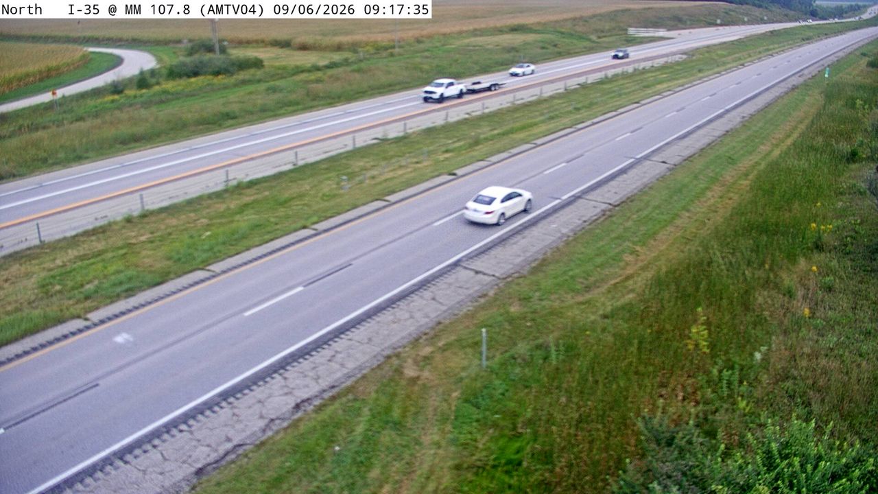 I-35 @ MM 107.7 live camera view