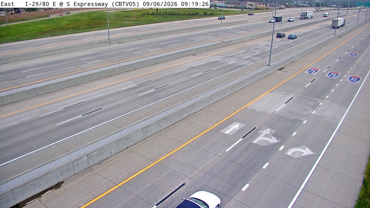 I-29/80 @ MM 49.6 (S Expressway) live camera view