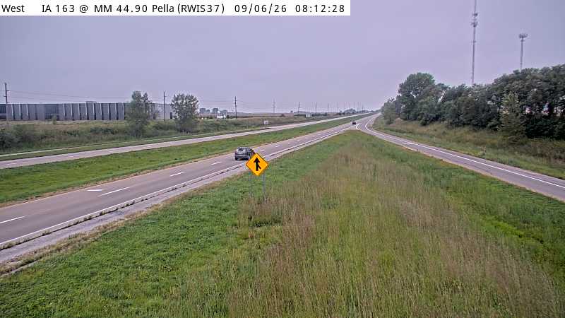 IA 163 MM 45 @ Pella live camera view