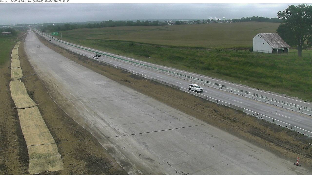 I-380 @ MM 14.9 (76th Ave) live camera view