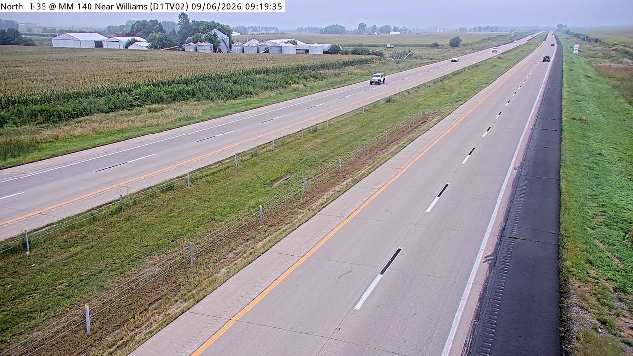 I-35 @ MM 139.9 (S of US 20) live camera view