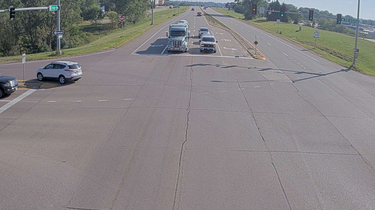 US 20 @ MM 295.9 (NW Arterial - East) live camera view