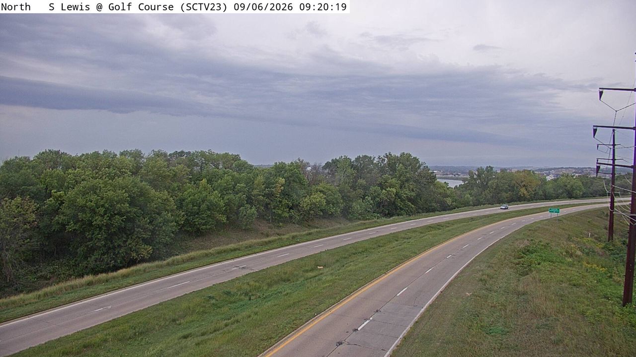 S Lewis @ Golf Course (23) live camera view