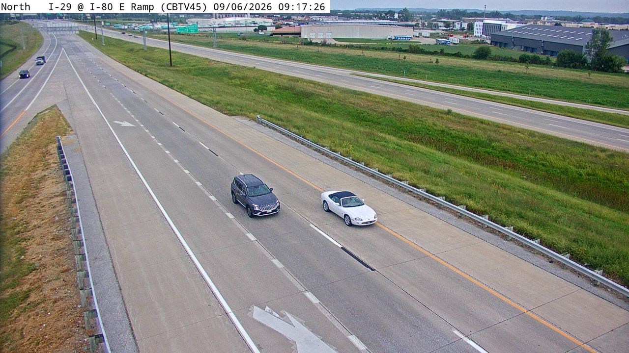 I-29 @ MM 52.1 (I-80 EB Ramp) live camera view
