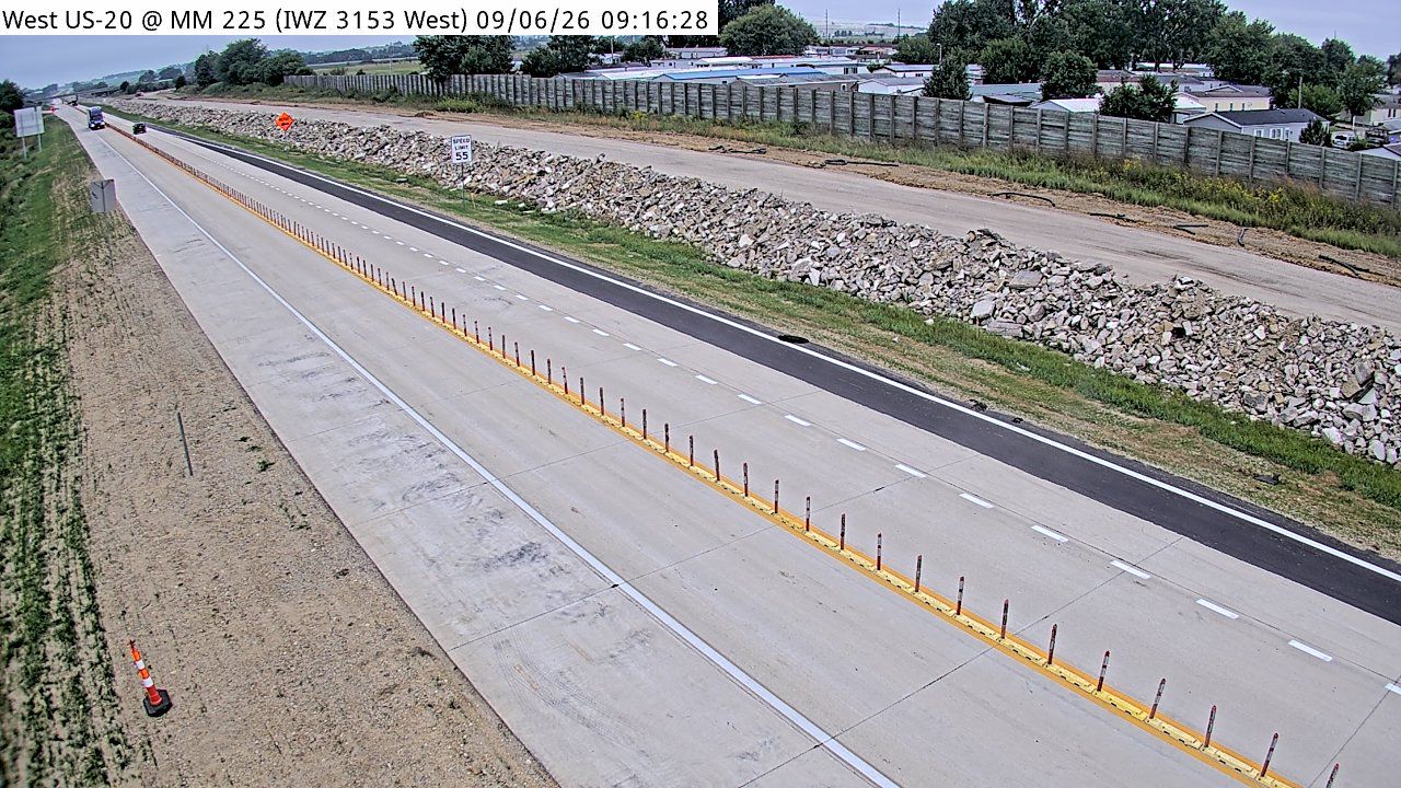 US 20 @ MM 225 (IWZ 3153W) live camera view