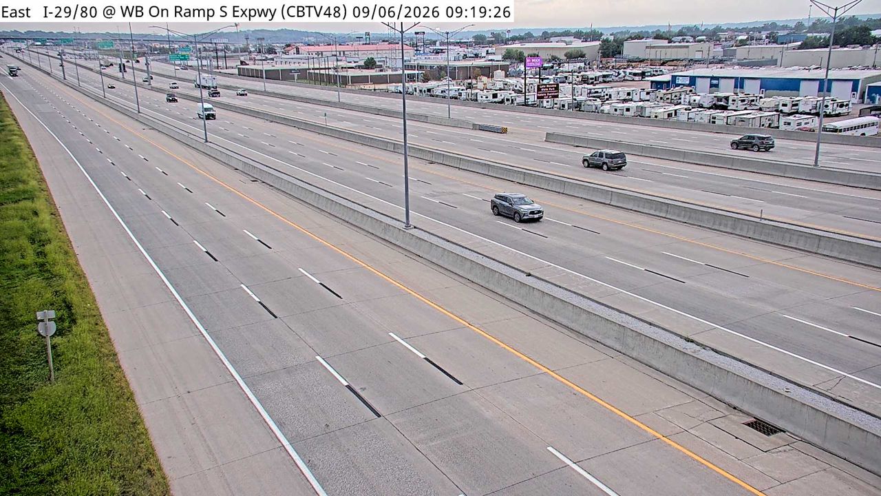 I-29/80 @ MM 2.5 (E of Indian Creek) live camera view
