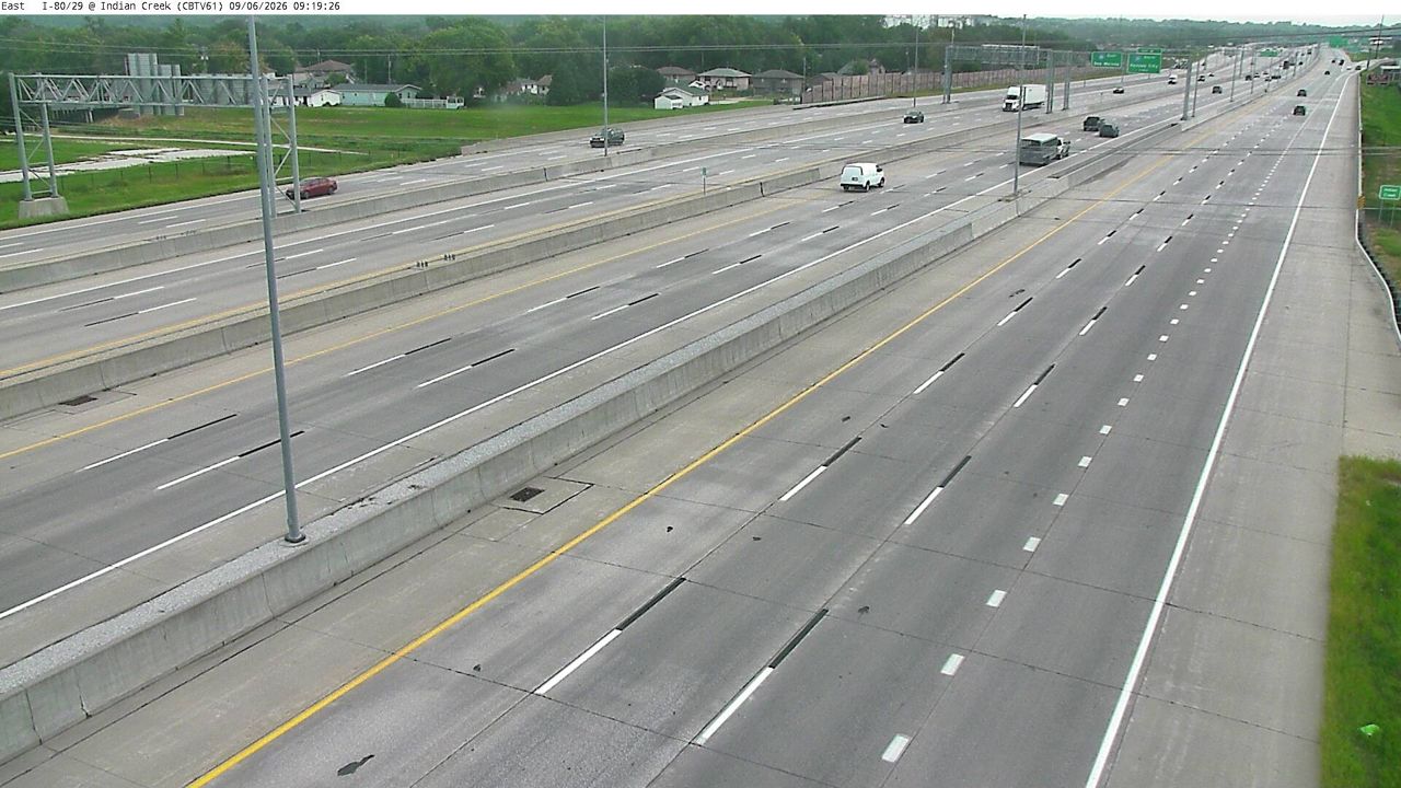 I-29/80 @ MM 2.3 (W of Indian Creek) live camera view