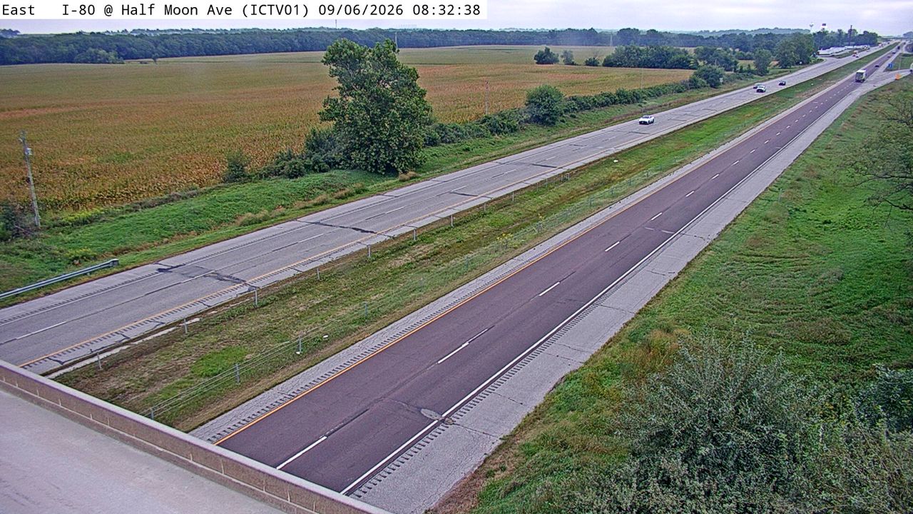 I-80 @ MM 236 (Half Moon Rd) live camera view