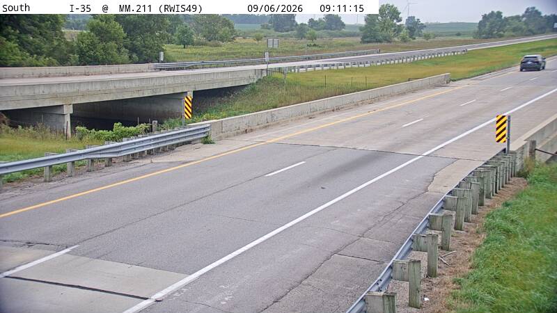 I-35 MM 211 @ Worth County/Hanlontown live camera view