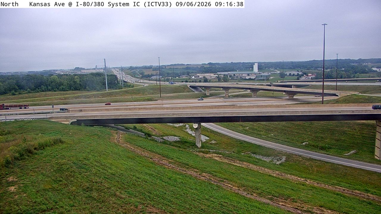 I-80 @ MM 238.9 (EB Exit to I-380/US218 split) live camera view