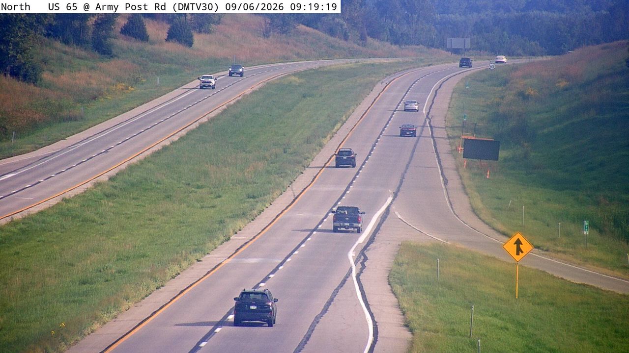US 65 @ MM 72.7 (Army Post Rd) live camera view
