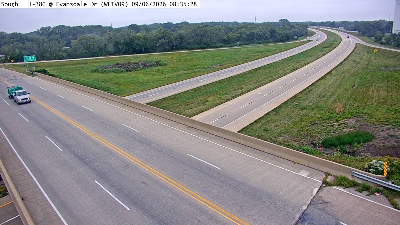 I-380 @ MM 68.4 (Evansdale Dr) live camera view