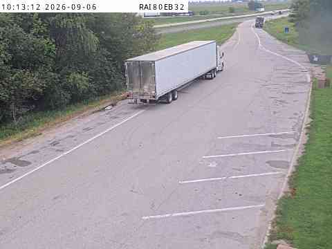 Parking Only: I-80 EB MM 32 near Shelby live camera view