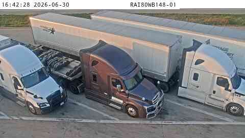 Rest Area: I-80 WB MM 148 near Mitchellville live camera view