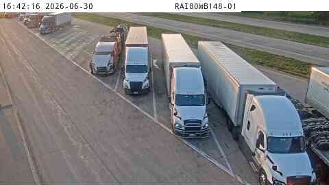 Rest Area: I-80 WB MM 148 near Mitchellville live camera view