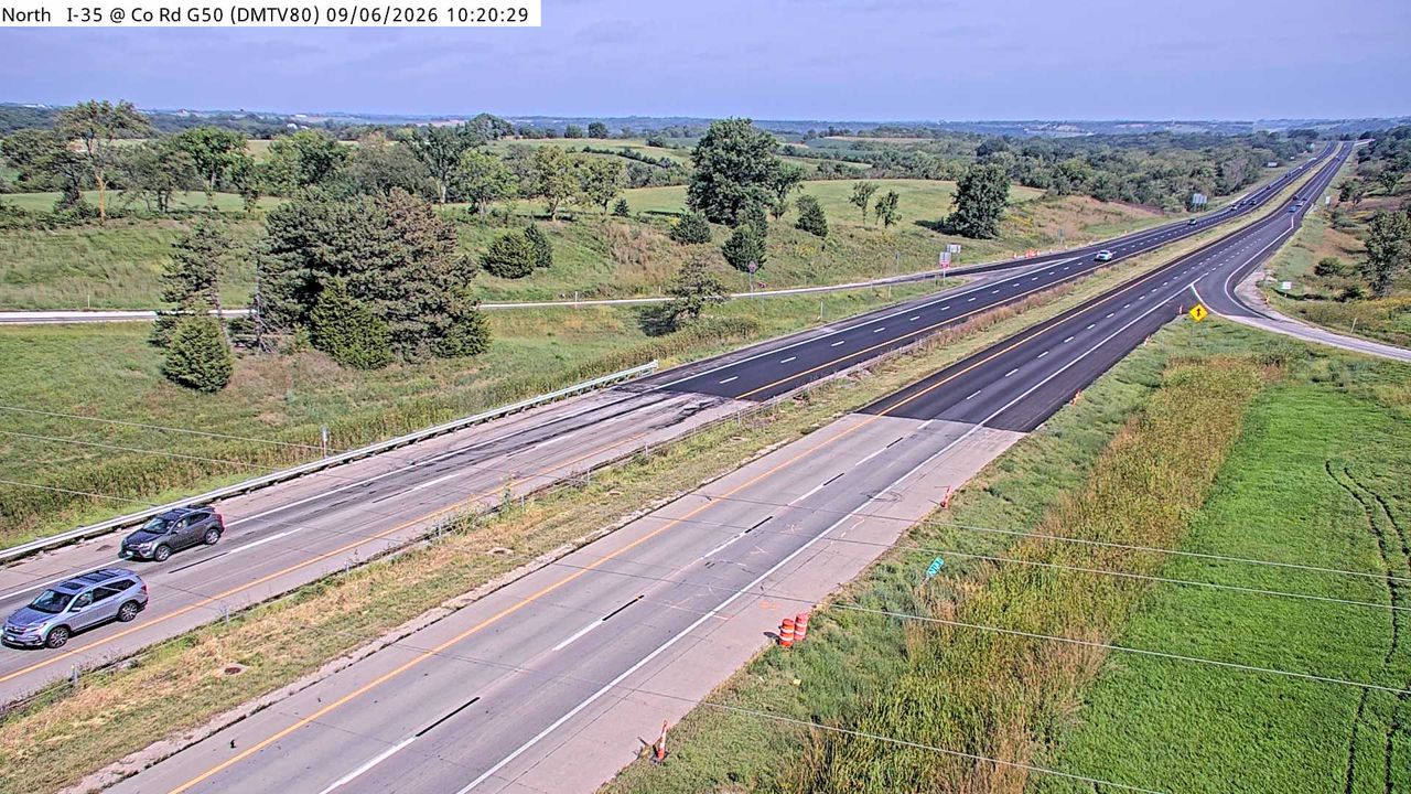 I-35 @ MM 52 (Co Rd G50) live camera view