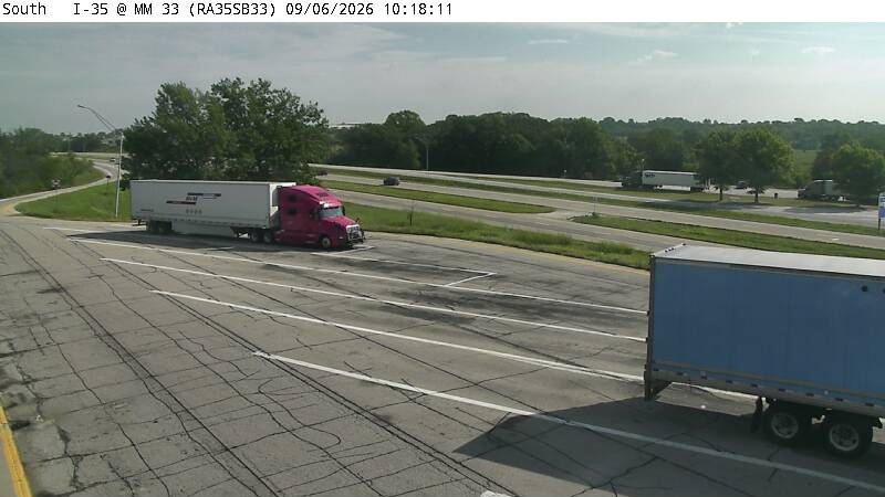 Rest Area: I-35 SB MM 33 near Osceola live camera view