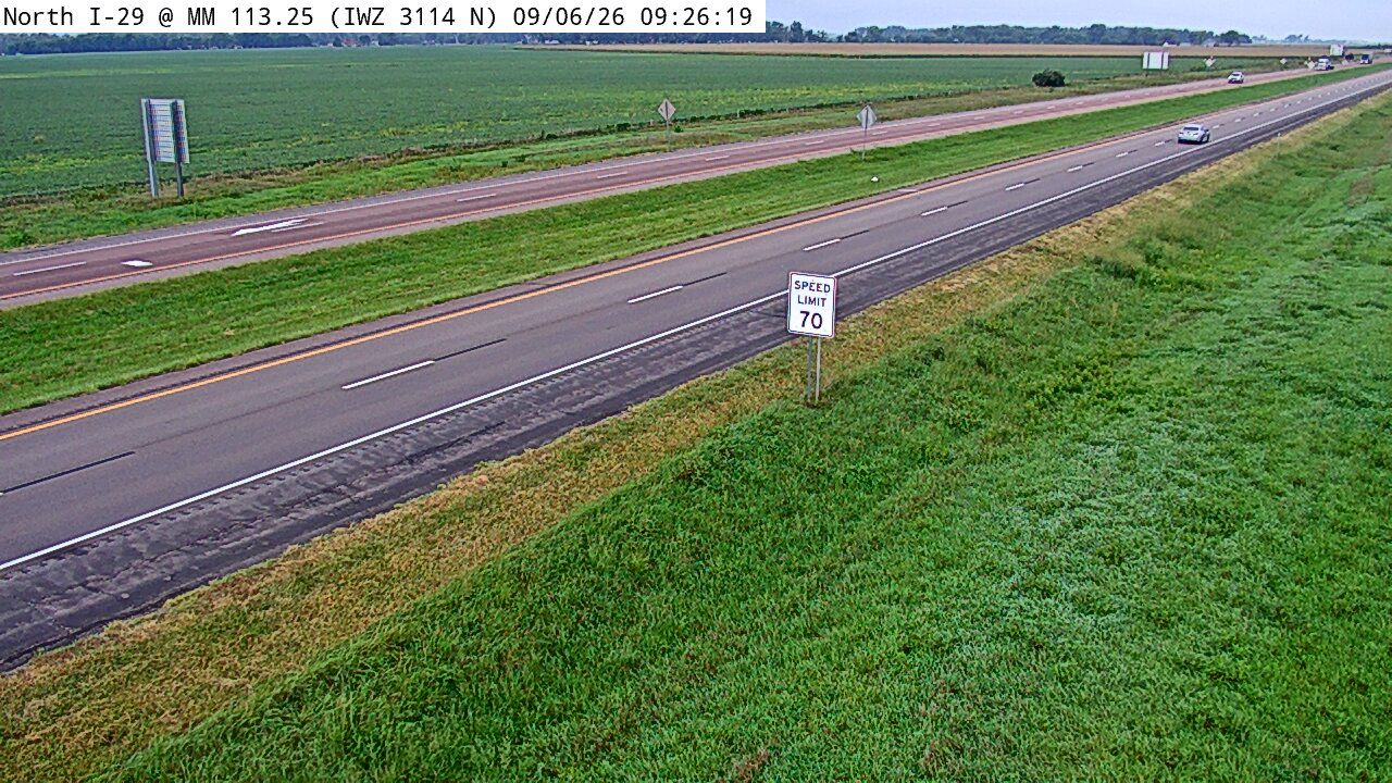 I-29 @ MM 113.2 (IWZ 3114N) live camera view