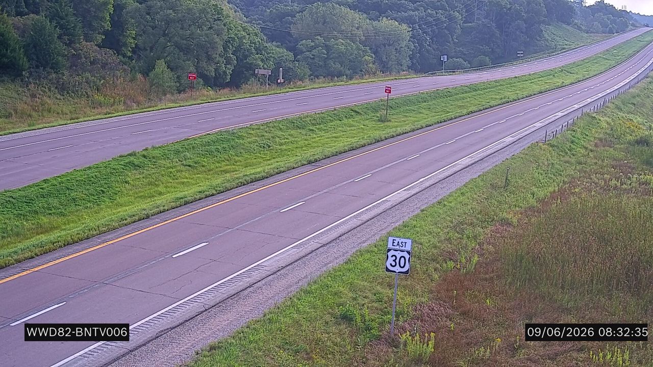US 30 @ MM 130.2 (L Ave.) live camera view