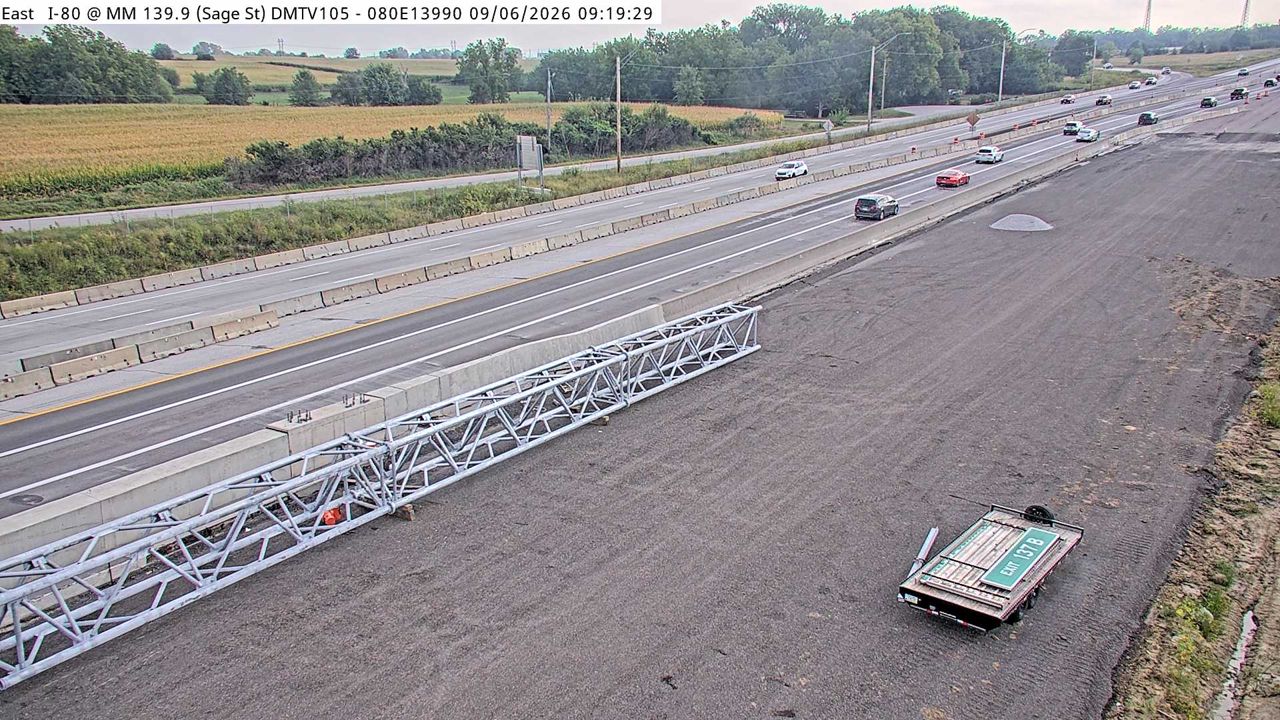 I-80 @ MM 140.0 (Berwick DMS) live camera view
