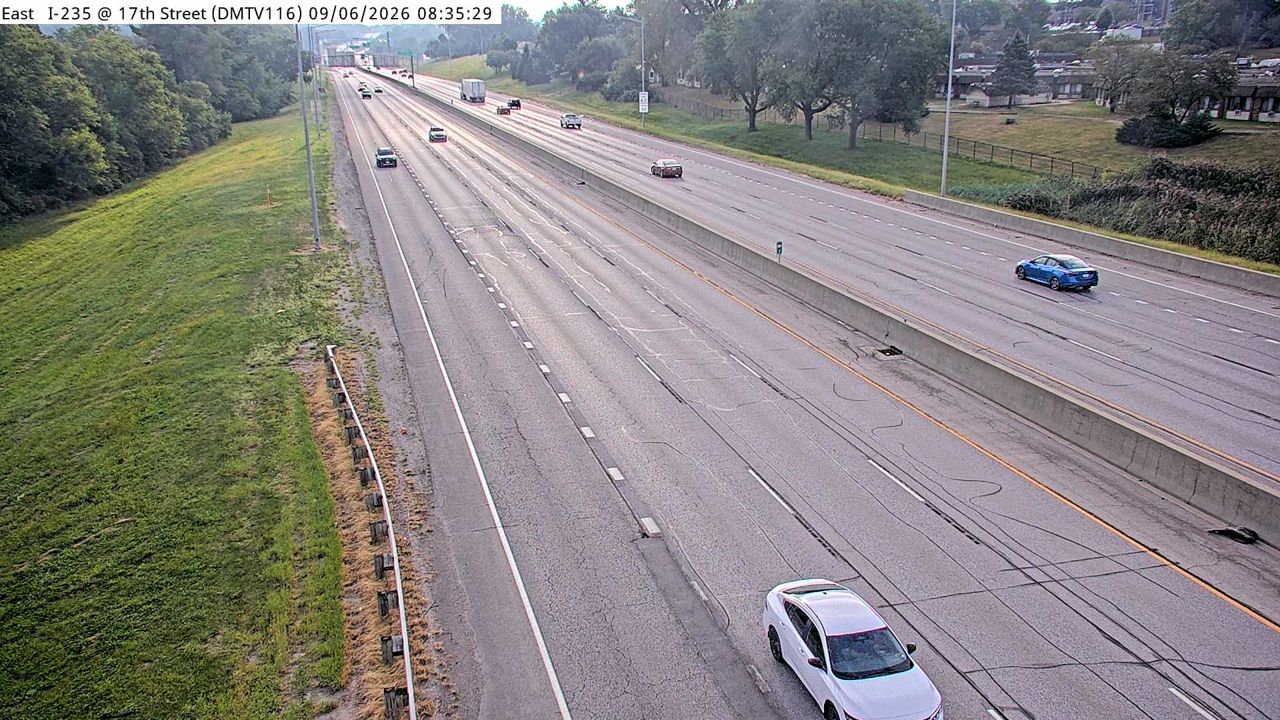 I-235 @ MM 3.1 (17th St) live camera view