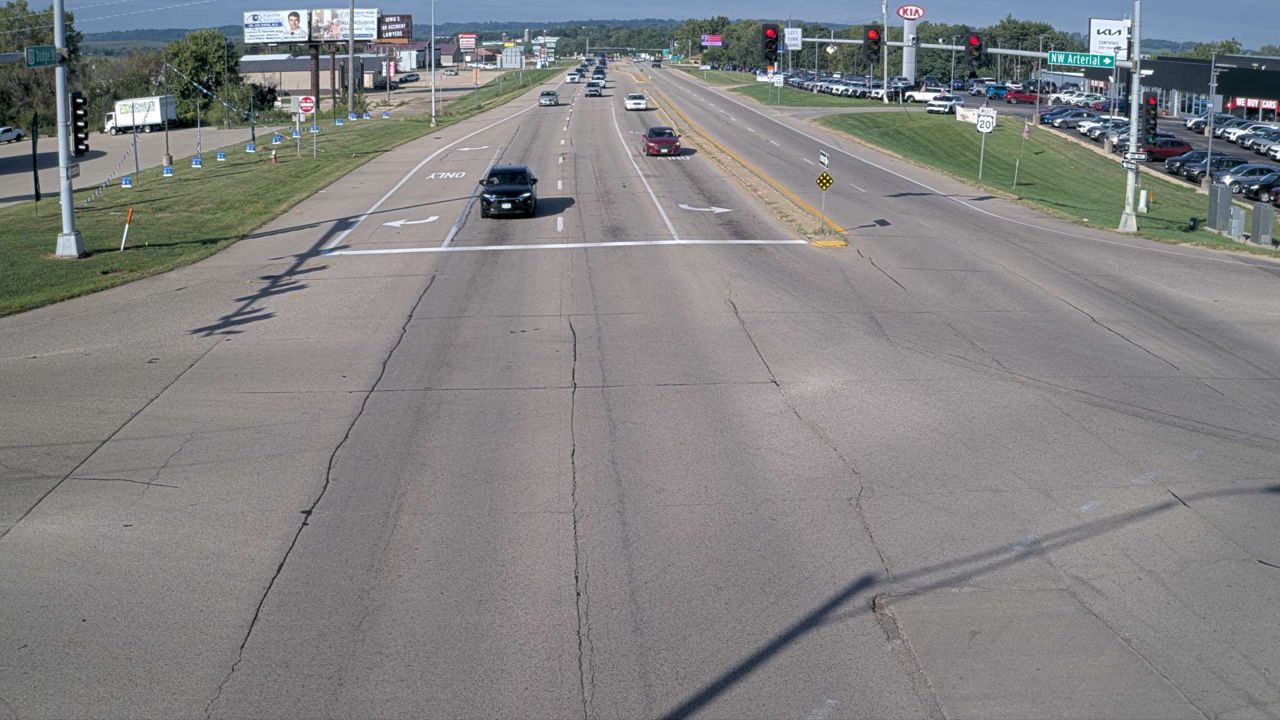 US 20 @ MM 295.9 (NW Arterial - West) live camera view